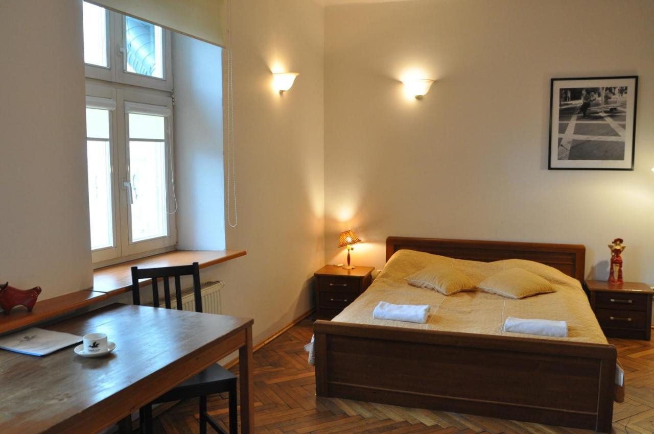 Krakow For You Budget Apartments Extérieur photo