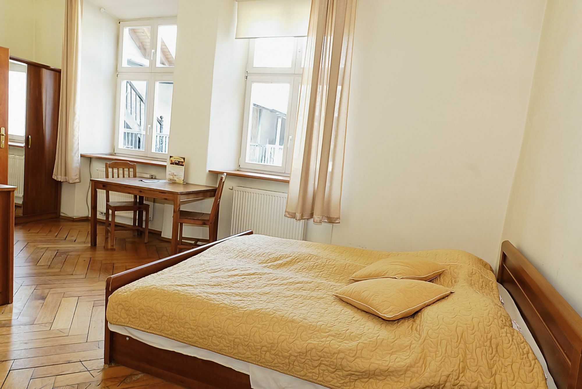 Krakow For You Budget Apartments Extérieur photo